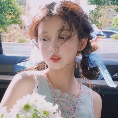 迷雾中的她